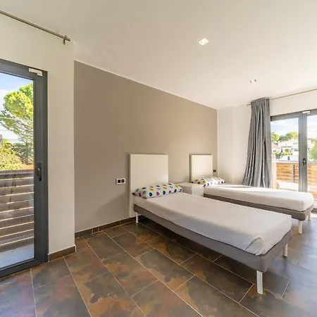 Elvira Villa L'Escala